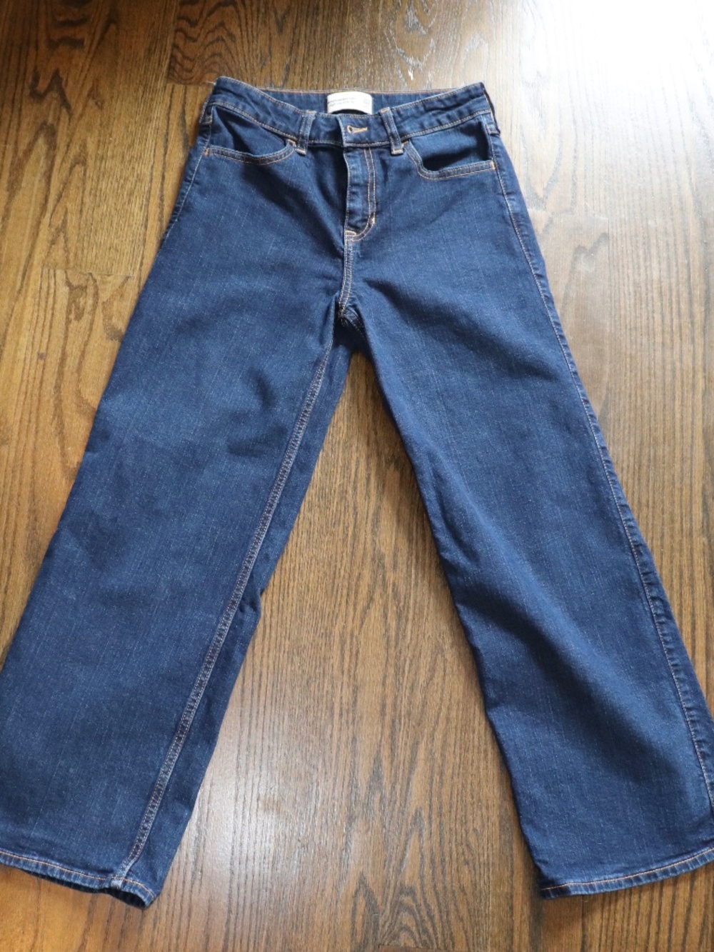 Abercrombie Kids High Rise Wide Leg "Short" Dark Jean Size 13/14
